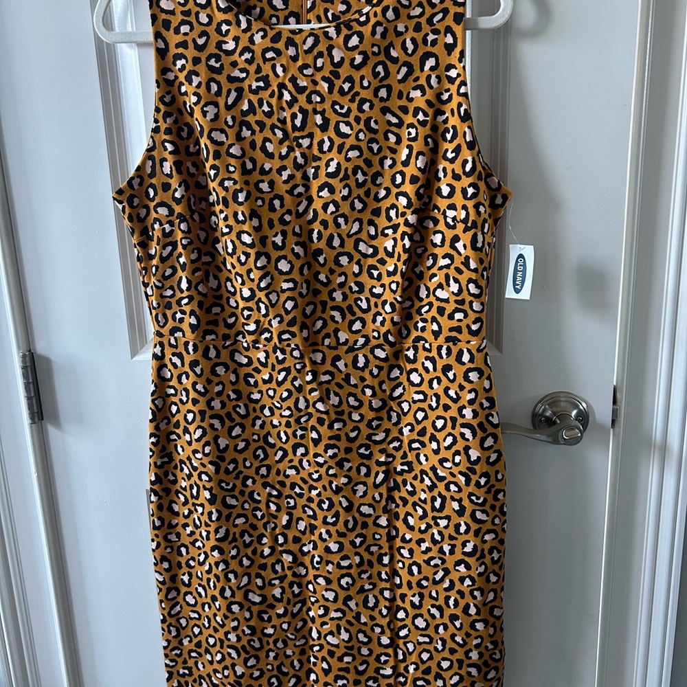 Leopard Print Sleeveless Dress